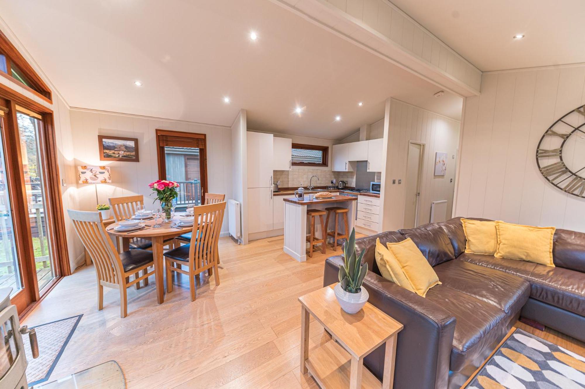 Family Friendly, Lovely Lakeland Lodge With Private Parking And A Patio Hawkshead Bagian luar foto