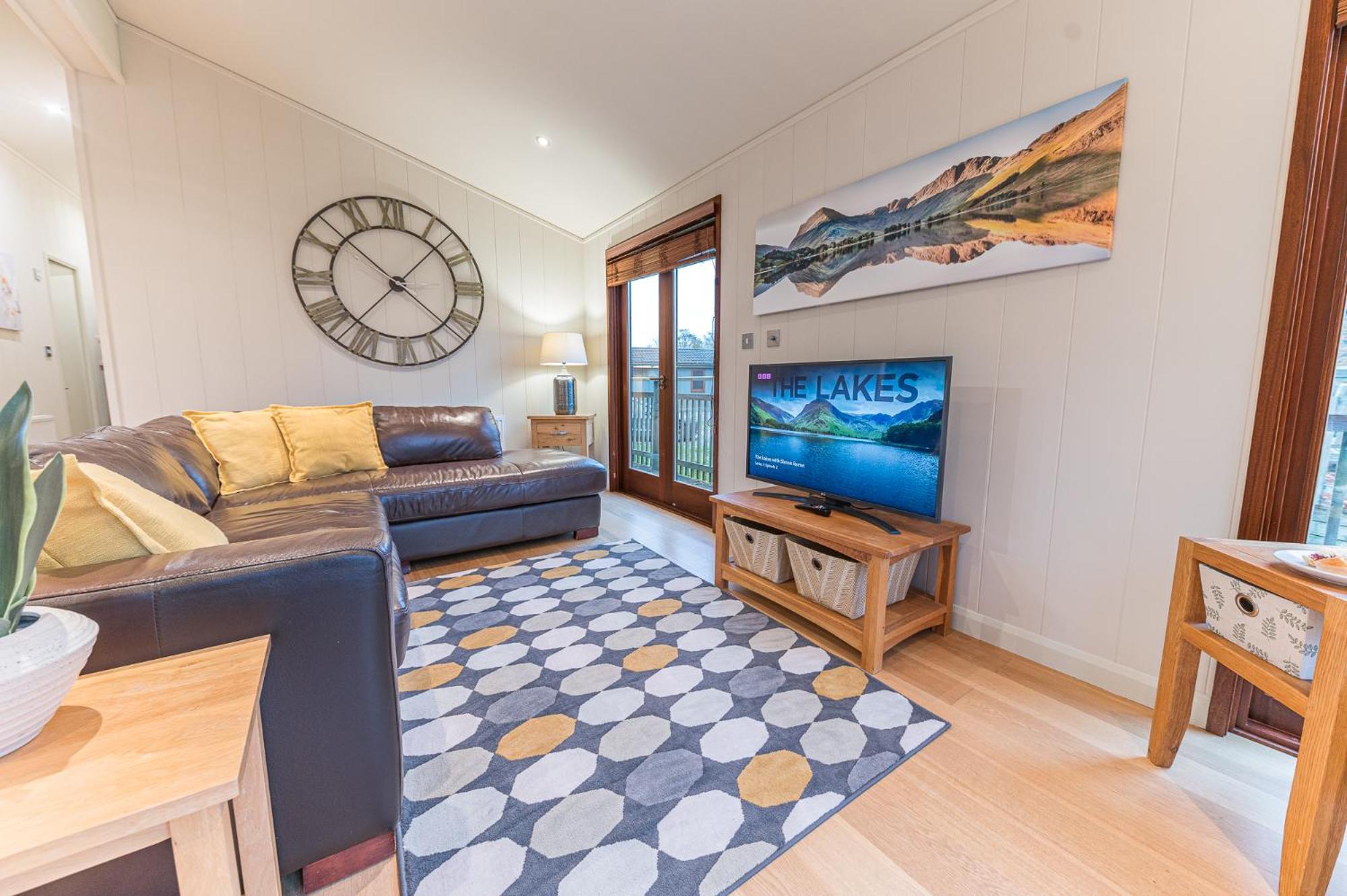 Family Friendly, Lovely Lakeland Lodge With Private Parking And A Patio Hawkshead Bagian luar foto